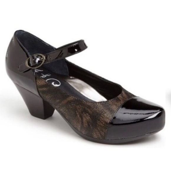 Dansko Shoes - Dansko Bonnie Brown Animal Print Black Patent Leather Mary Jane Buckle Pumps 38